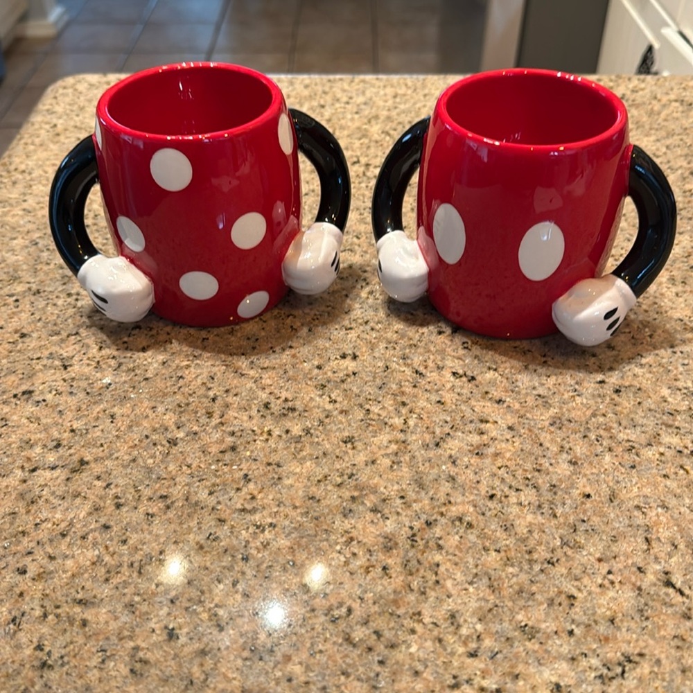Mickey and Minnie set of mugs